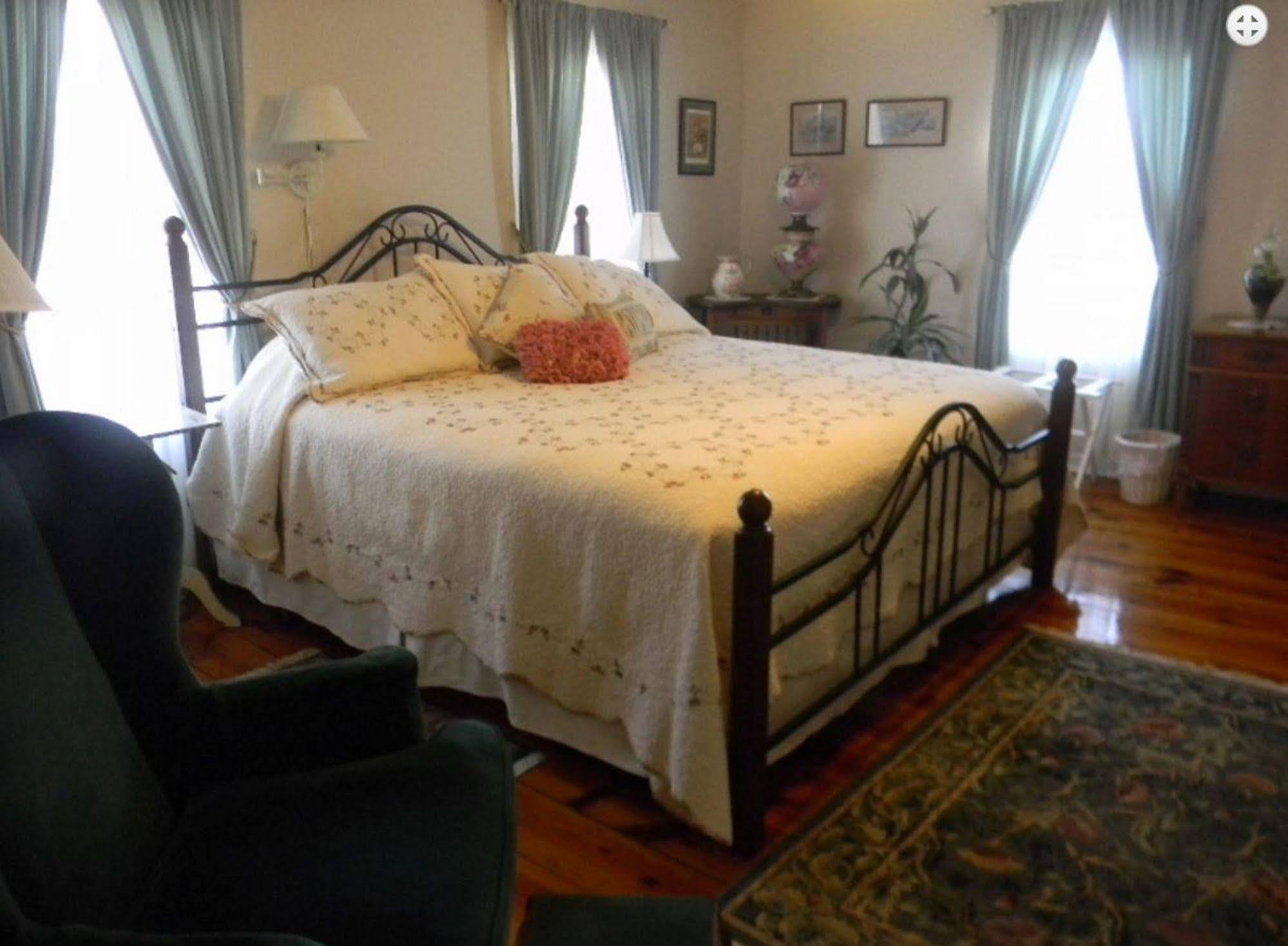 Harrington House Bed & Breakfast Milford Bagian luar foto